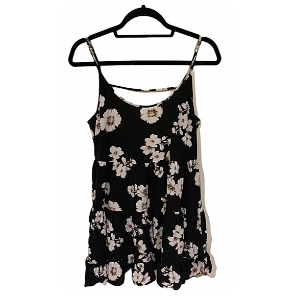 Brandy Melville Dress Black Floral Jada Summer Dress OS - Picture 2 of 9